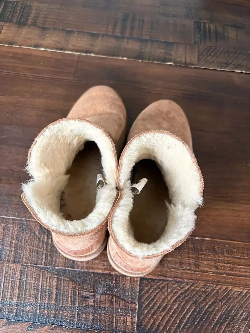 UGG Women's Romely Short Buckle Suede Boots in Chestnut